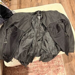 Men's Black Performance Jacket with Mesh Lining